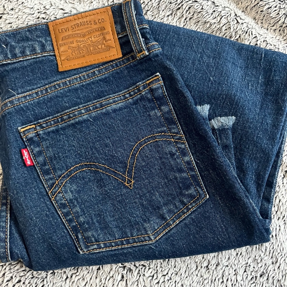 Levi’s Wedgie Fit Jean